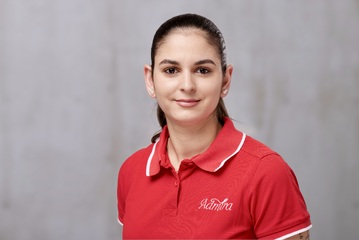 Yasmin Dogan Web.jpg